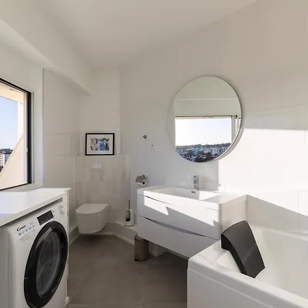 Duplex Panoramique Avec Vue Sur L'ocean Et Jaccuzi Daire Biarritz